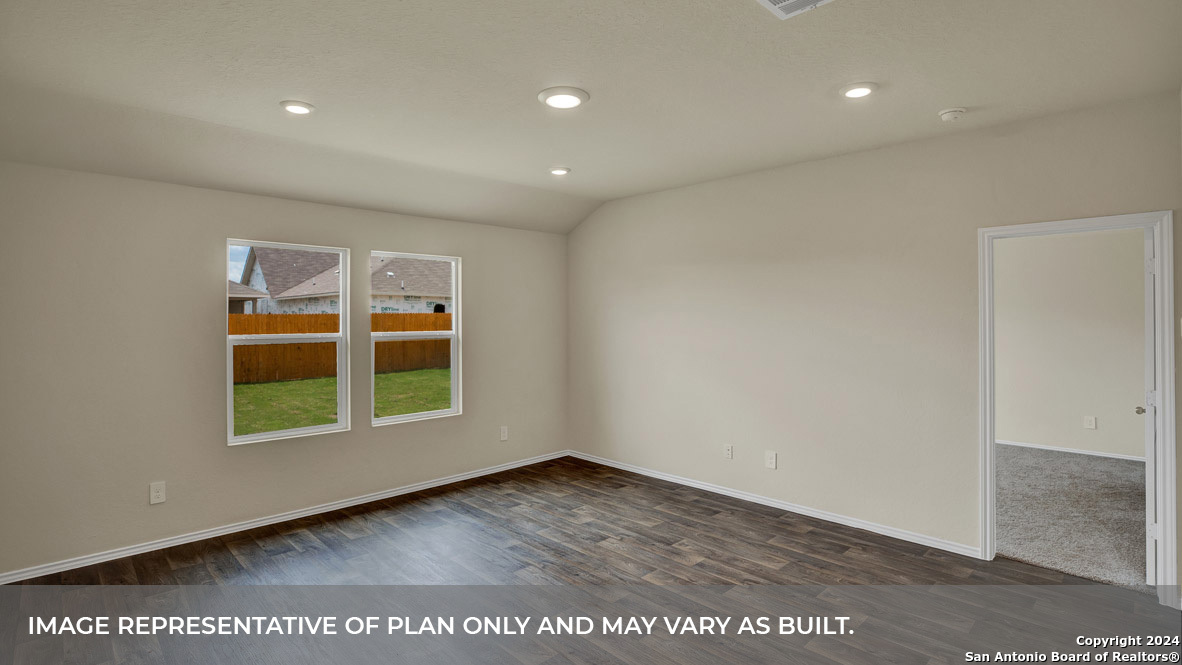 1042 Argonne Forest Seguin TX 78155