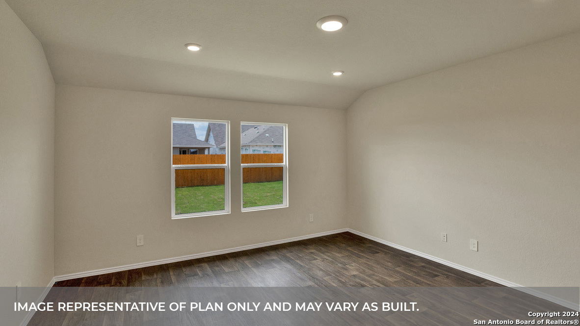 1042 Argonne Forest Seguin TX 78155