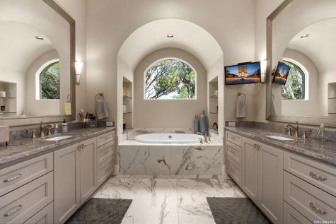 52 Landmark Ridge Boerne TX 78006