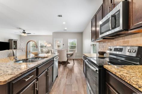 245 Hanover Place Cibolo TX 78108