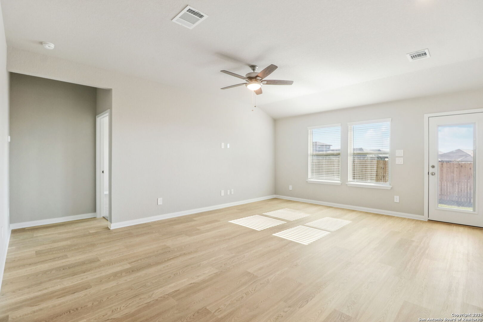 114 Dakota Ridge Cibolo TX 78108