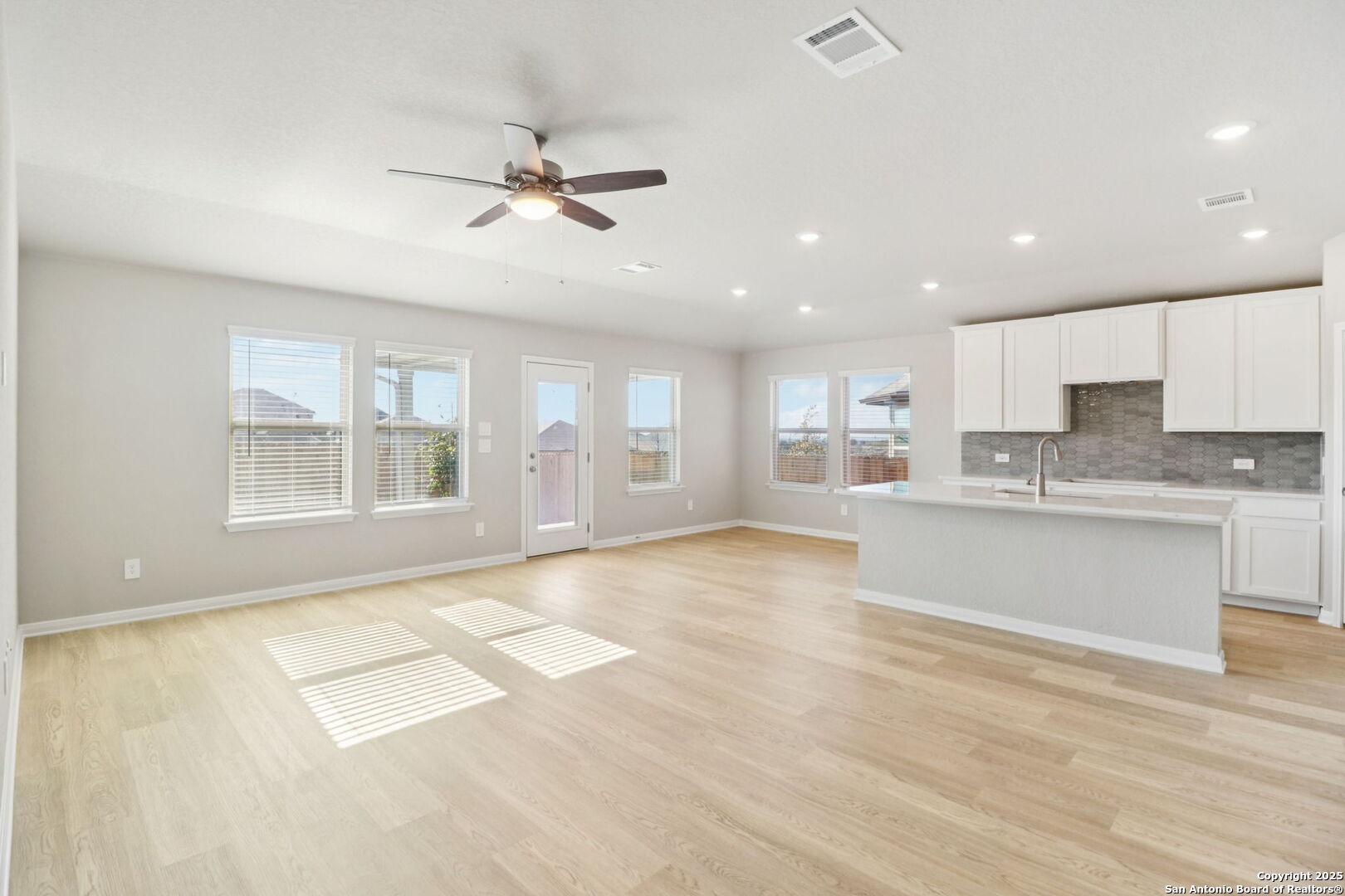 114 Dakota Ridge Cibolo TX 78108