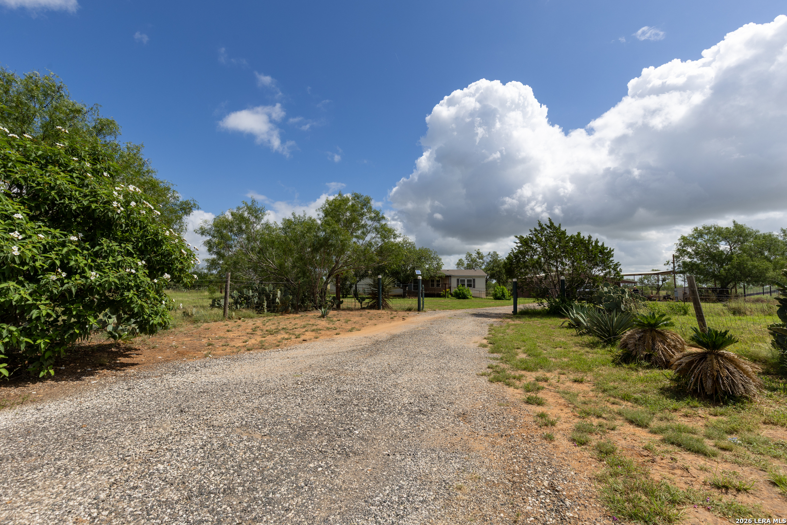 4780 County Road 307 Jourdanton TX 78026