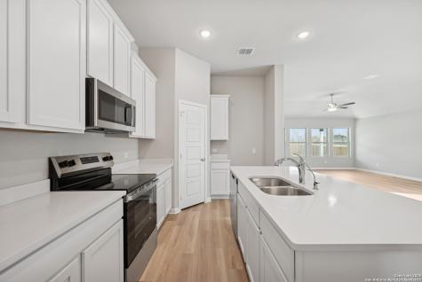 2825 Sun Bayou Seguin TX 78155