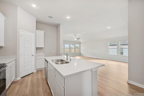 2825 Sun Bayou Seguin TX 78155