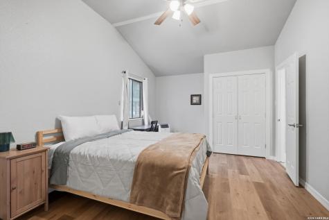 772 NW Pebble Beach Drive Lakehills TX 78063