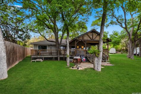 772 NW Pebble Beach Drive Lakehills TX 78063