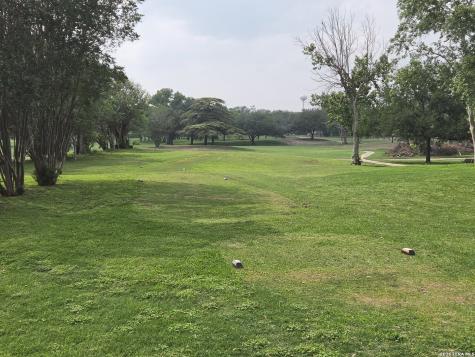 517 Balfour Drive Windcrest TX 78239