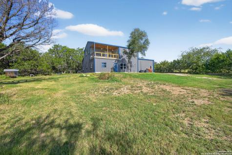 1081 English Hollow Bandera TX 78003