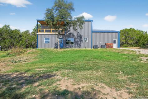 1081 English Hollow Bandera TX 78003