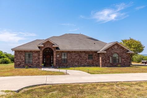 146 Lakeview Trace Three Rivers TX 78071