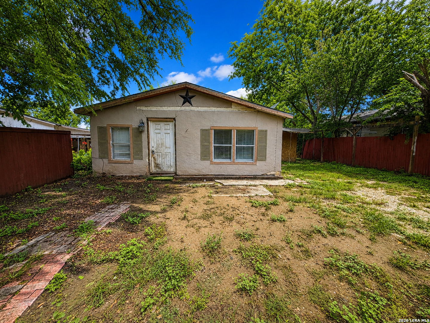 443 N San Ignacio Avenue San Antonio TX 78228