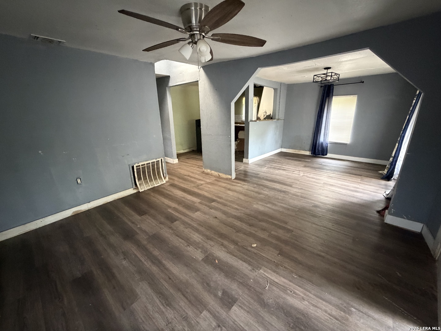 443 N San Ignacio Avenue San Antonio TX 78228