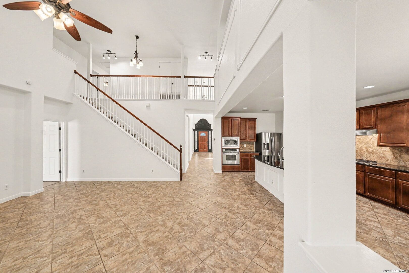 623 Midway Crest San Antonio TX 78258