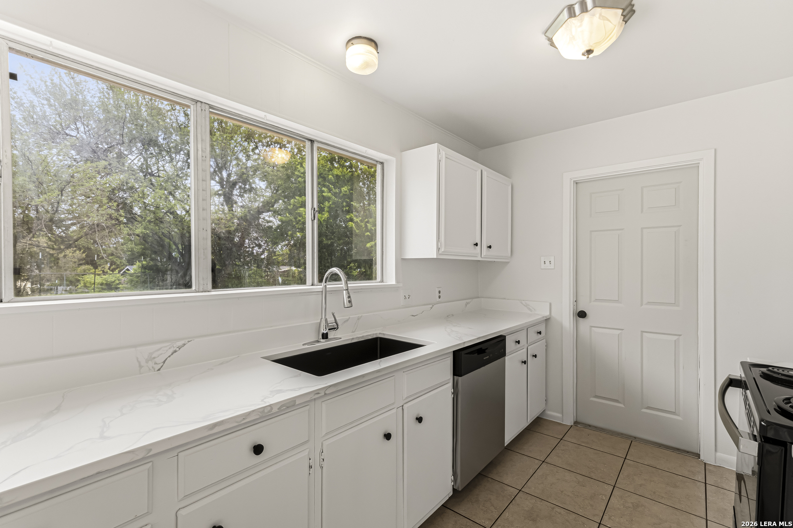 2911 Eagle Ridge San Antonio TX 78228