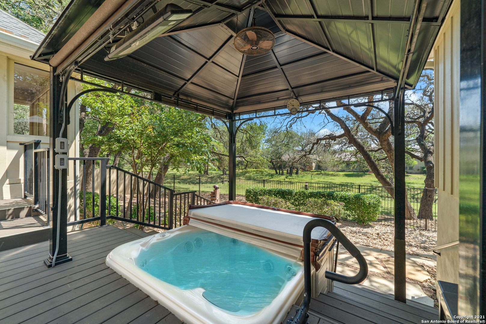 213 Village Drive Boerne TX 78006