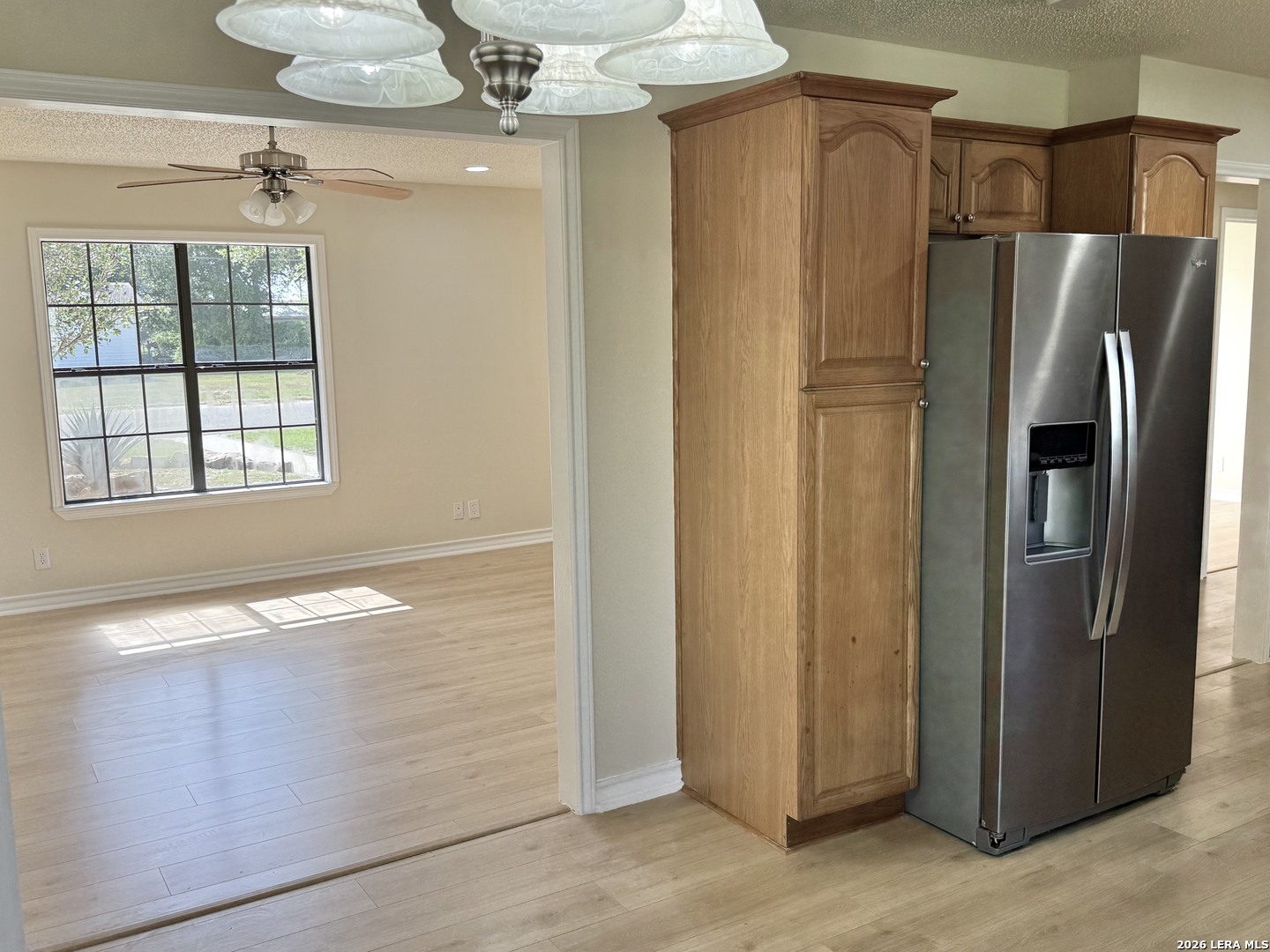512 S Park Karnes City TX 78118