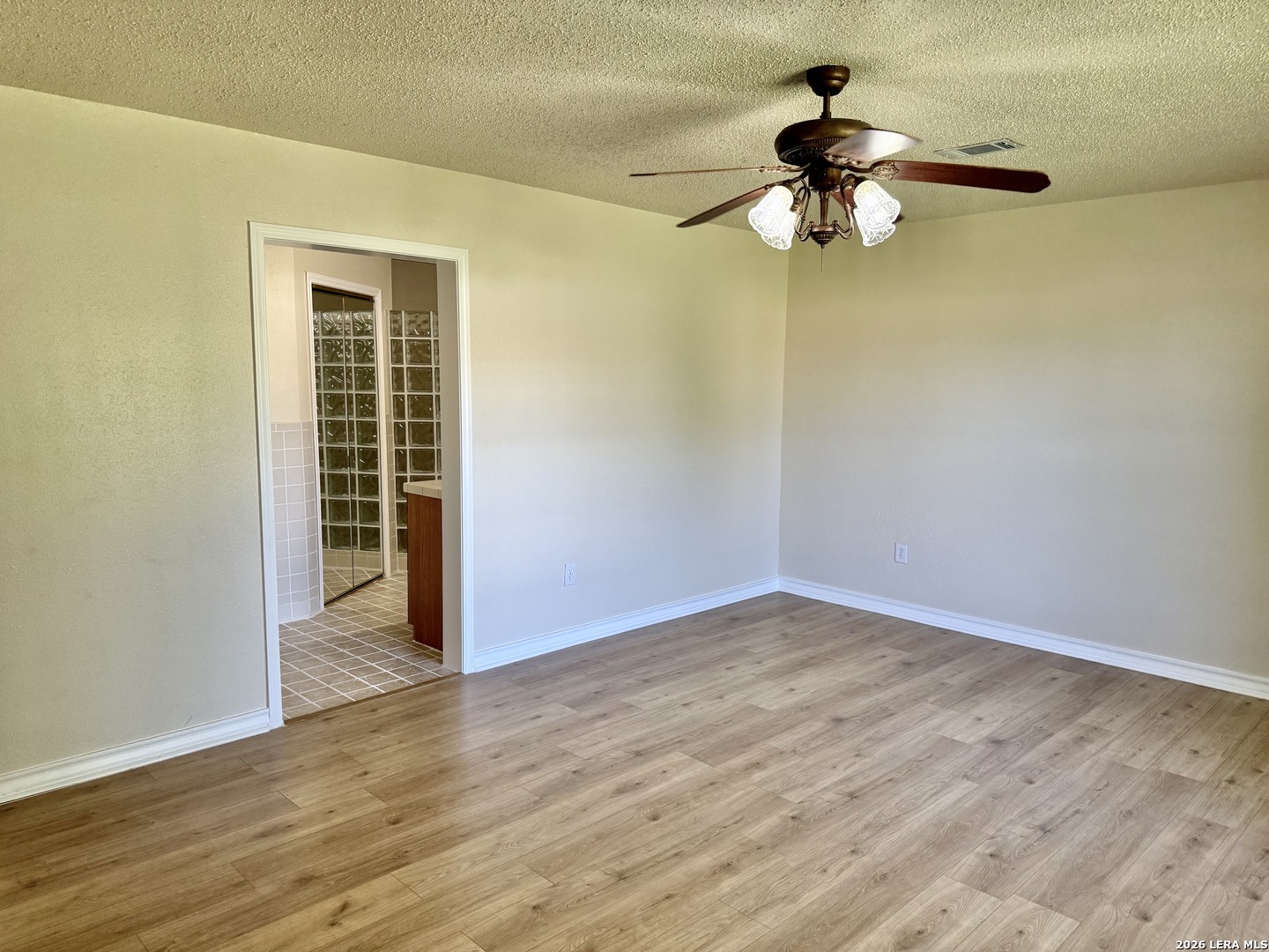 512 S Park Karnes City TX 78118