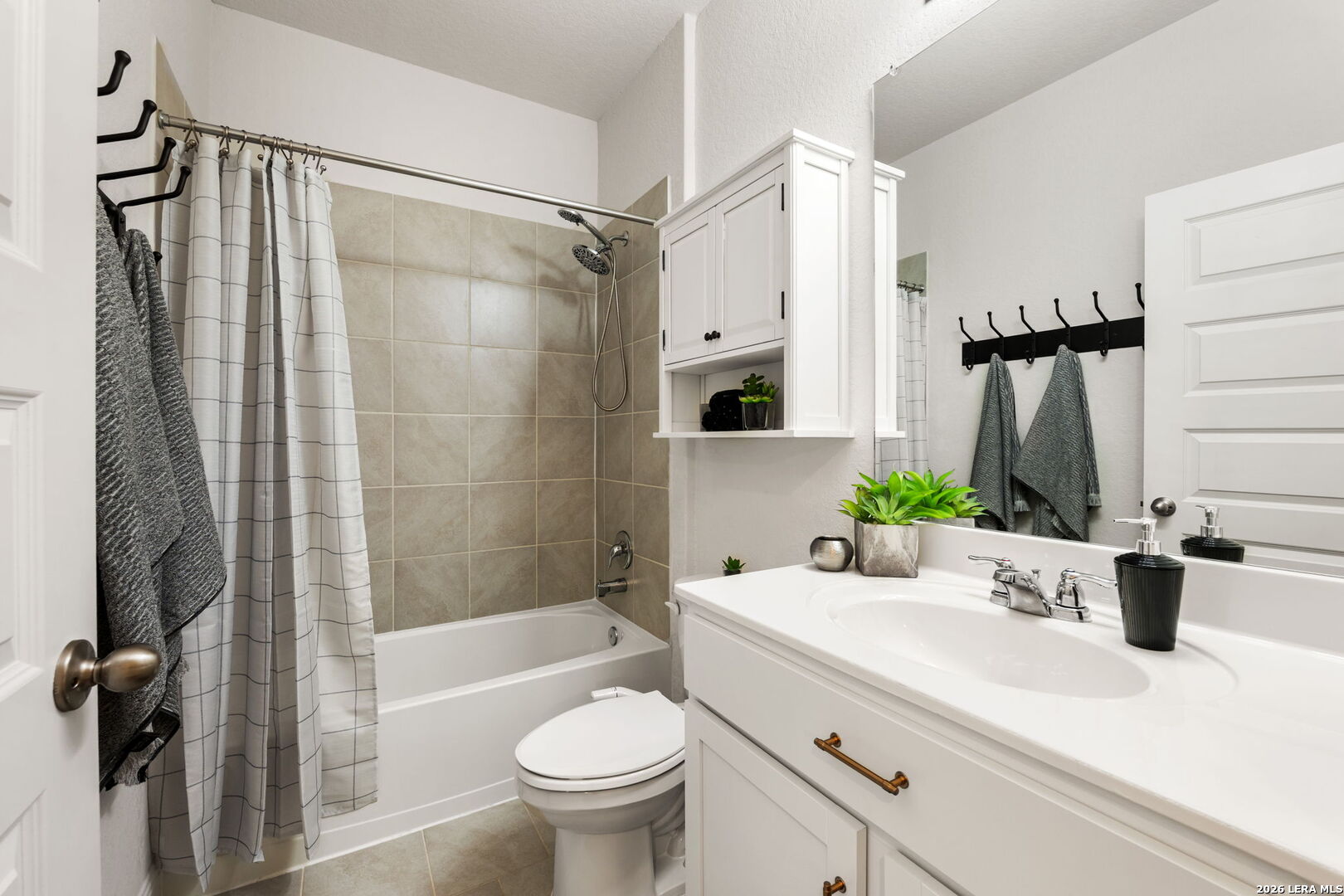 9353 Aten Shore San Antonio TX 78254