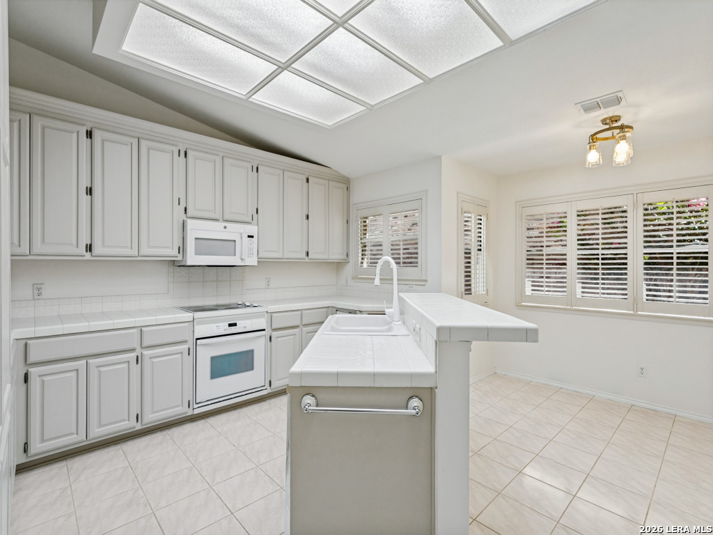 28 Campden Circle San Antonio TX 78218