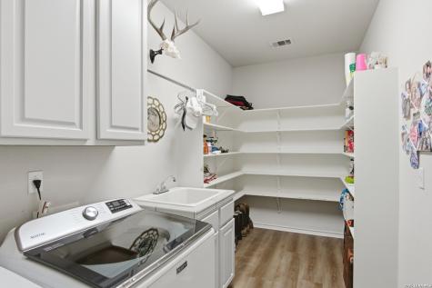 25 Stoneleigh Way San Antonio TX 78218