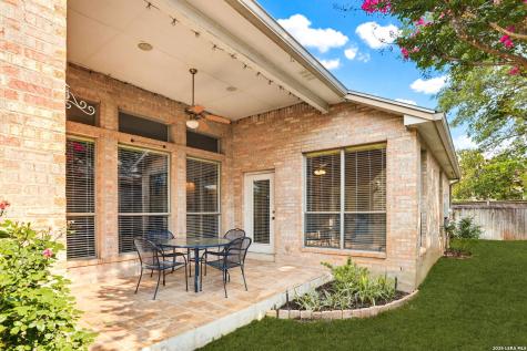 25 Stoneleigh Way San Antonio TX 78218