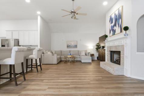 25 Stoneleigh Way San Antonio TX 78218