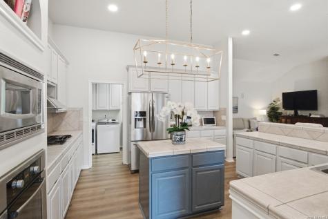 25 Stoneleigh Way San Antonio TX 78218