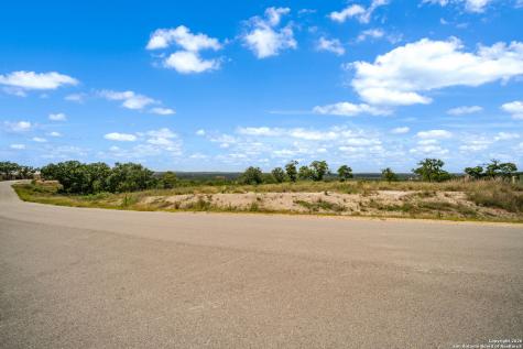 913 Blueridge View Canyon Lake TX 78133