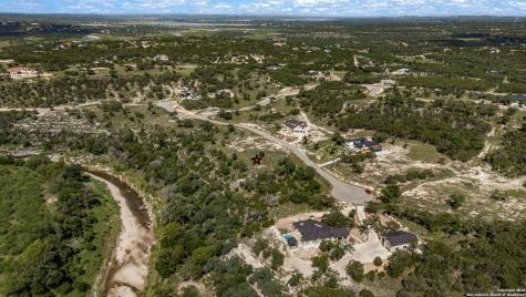 913 Blueridge View Canyon Lake TX 78133