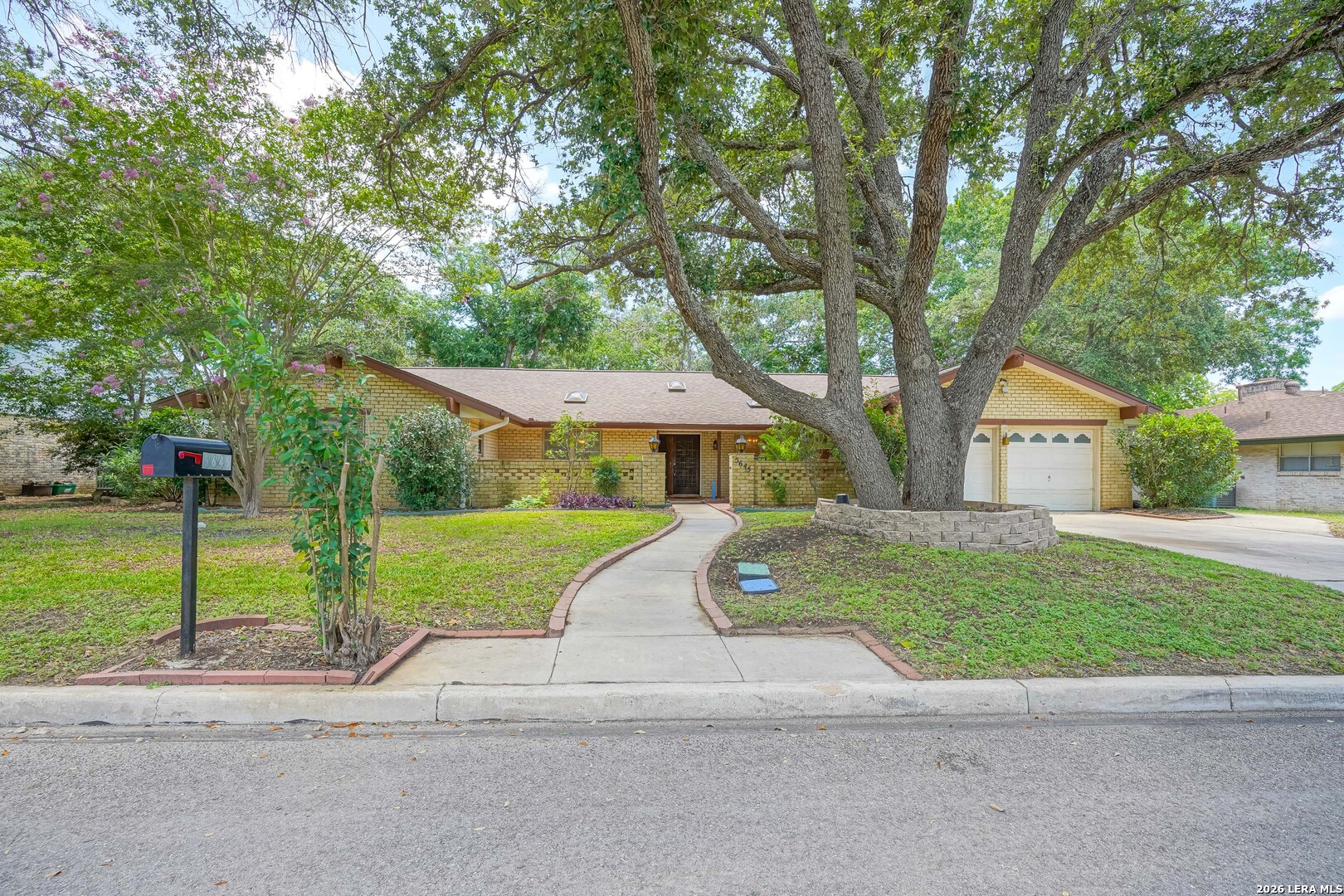 5645 Parkcrest Drive Windcrest TX 78239