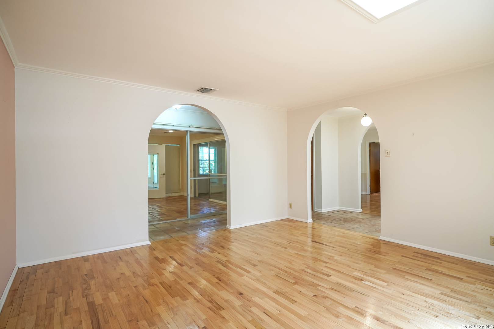 5645 Parkcrest Drive Windcrest TX 78239