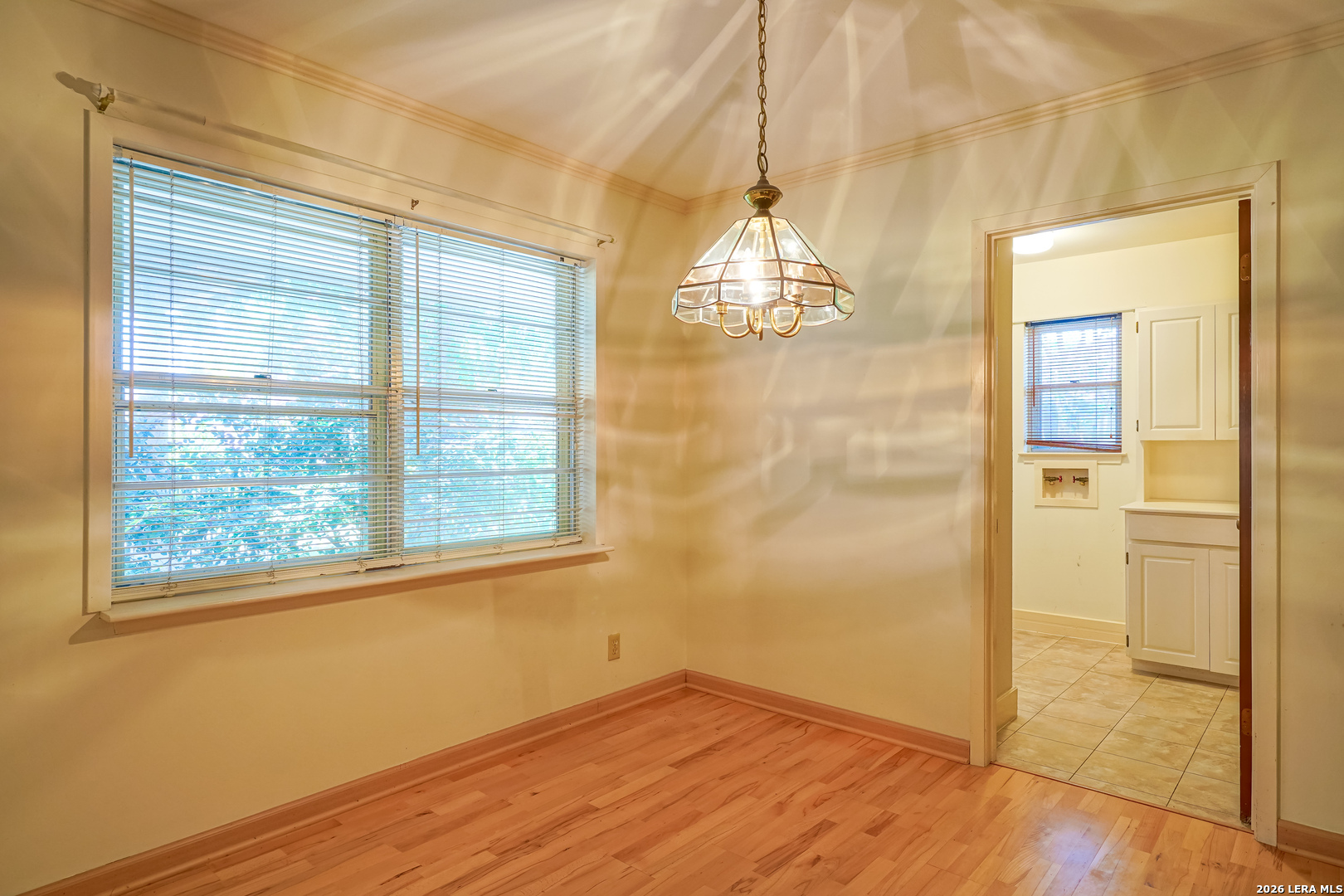 5645 Parkcrest Drive Windcrest TX 78239