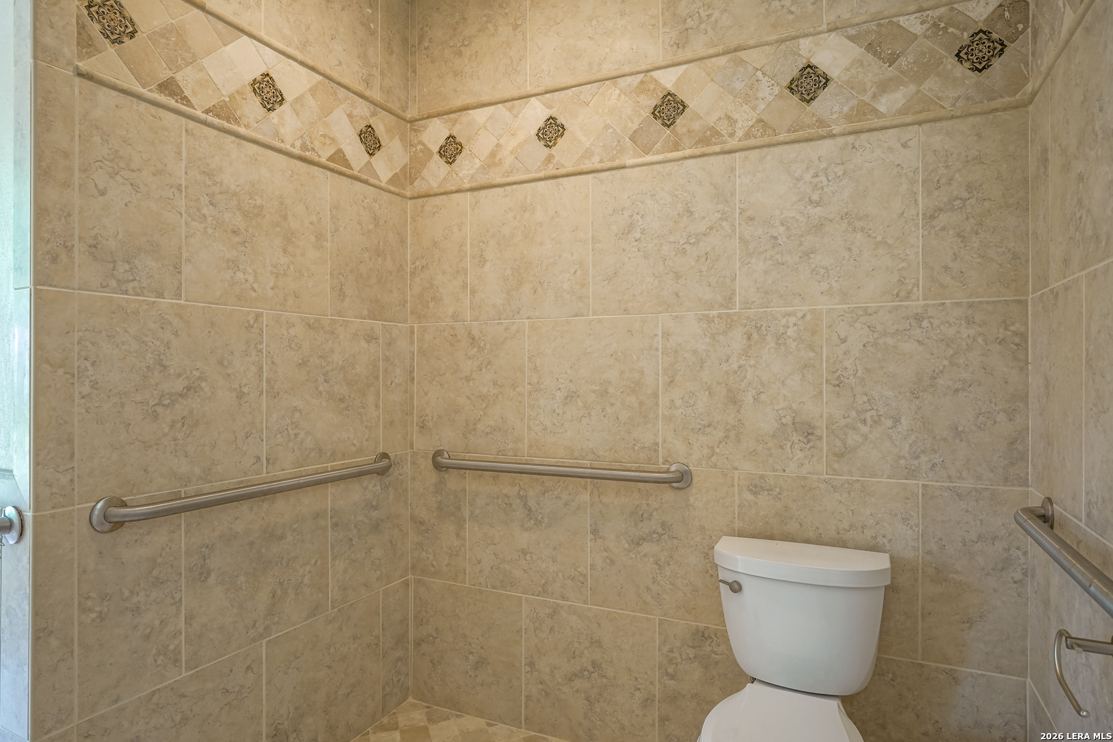 5645 Parkcrest Drive Windcrest TX 78239
