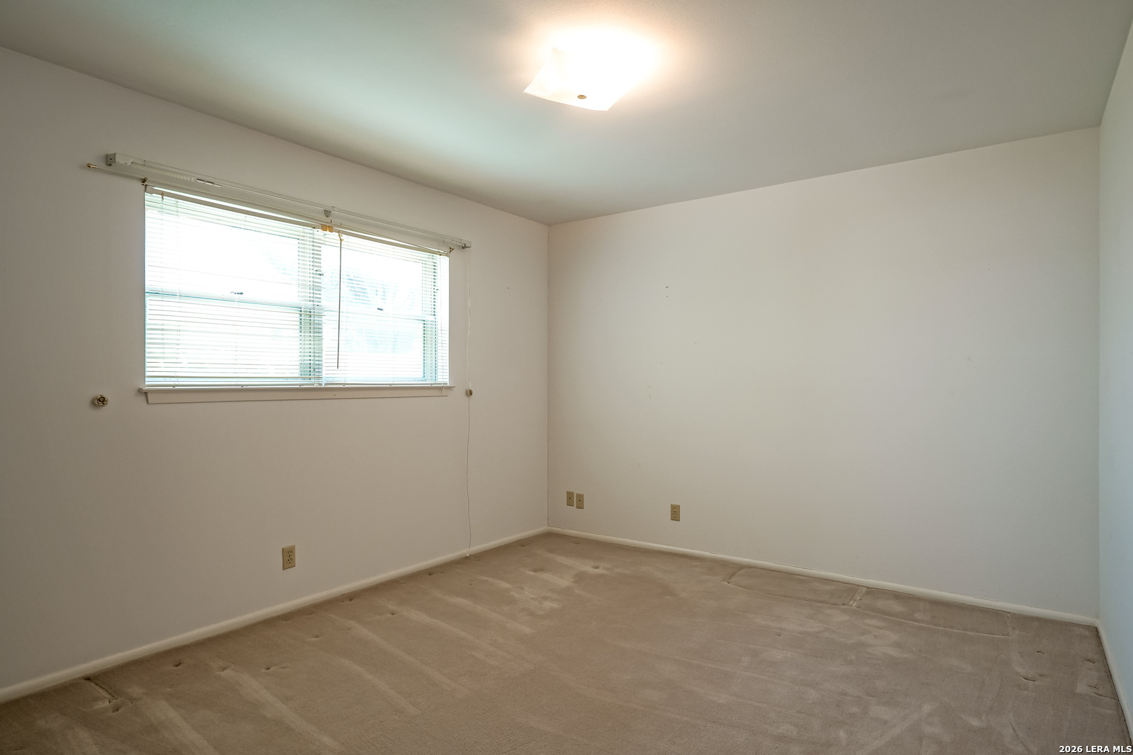 5645 Parkcrest Drive Windcrest TX 78239