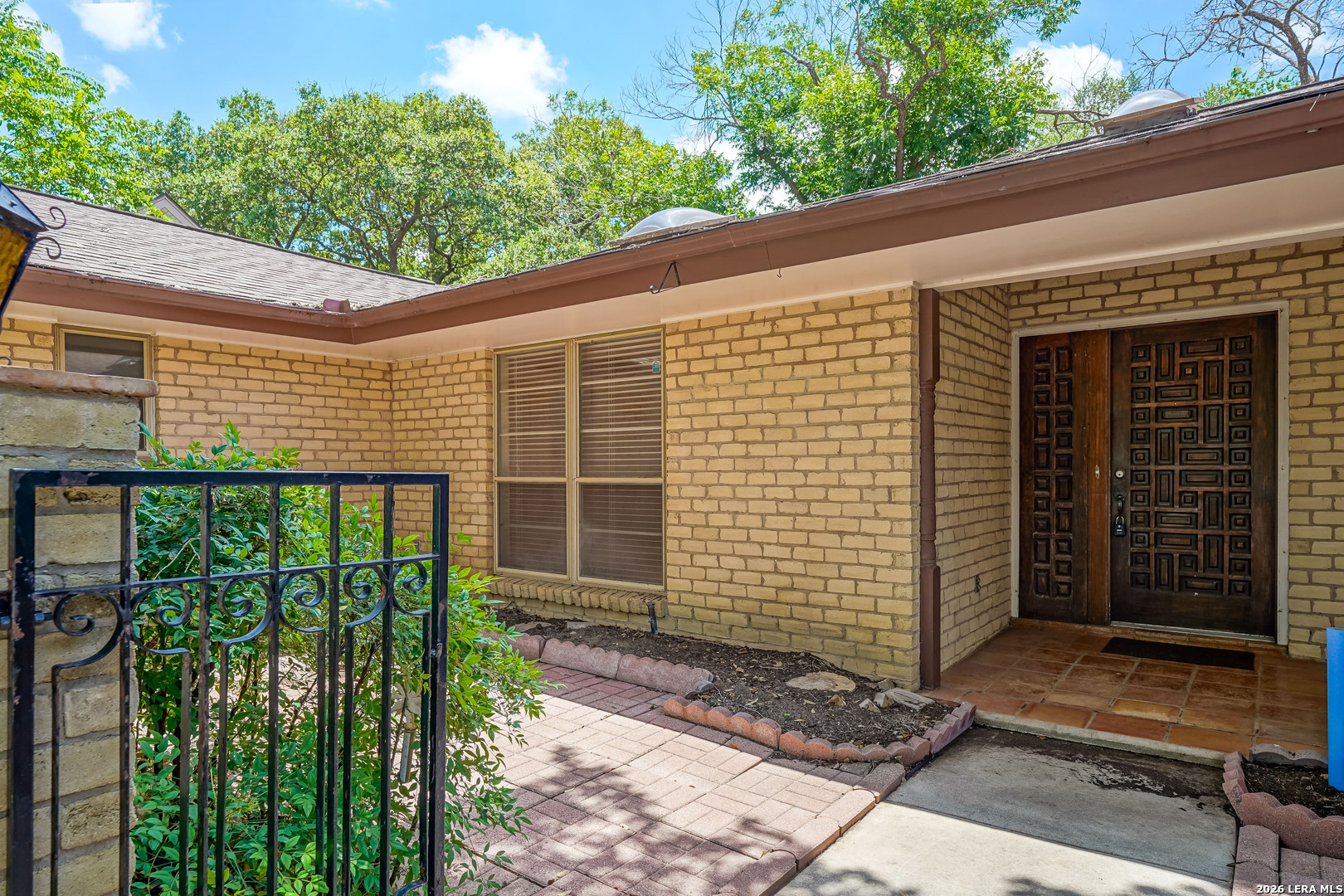 5645 Parkcrest Drive Windcrest TX 78239