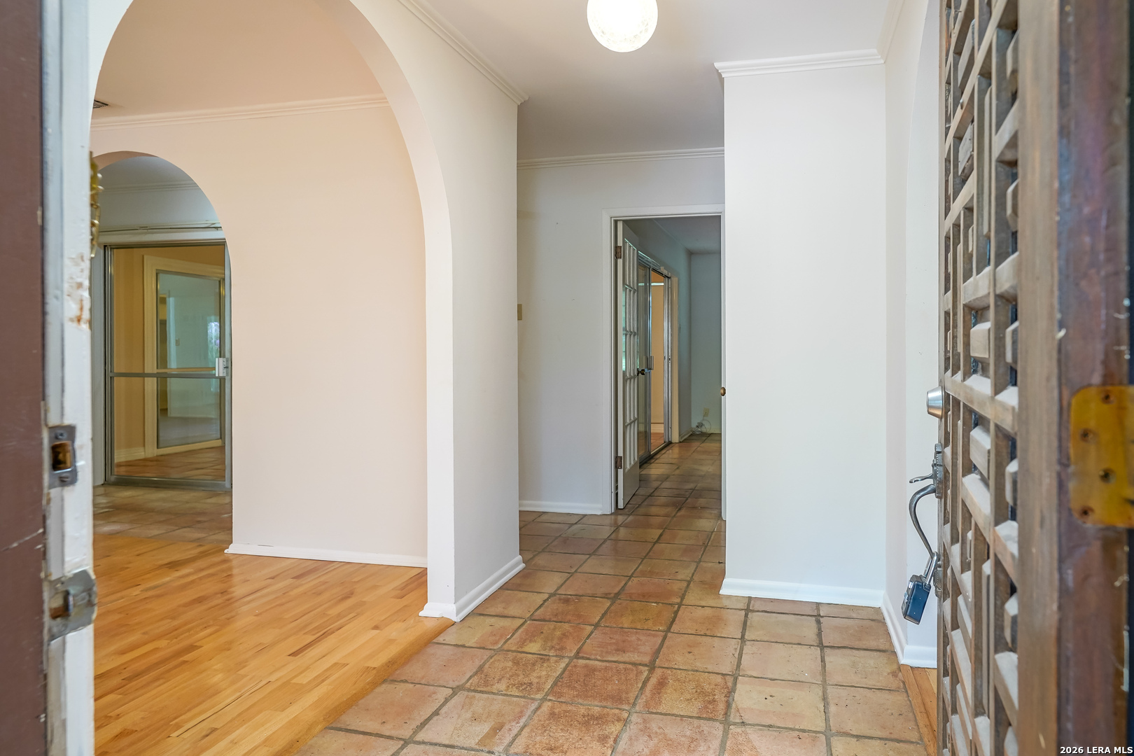 5645 Parkcrest Drive Windcrest TX 78239