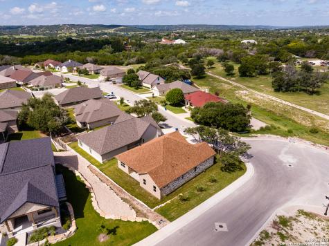 2108 Athens Avenue Kerrville TX 78028
