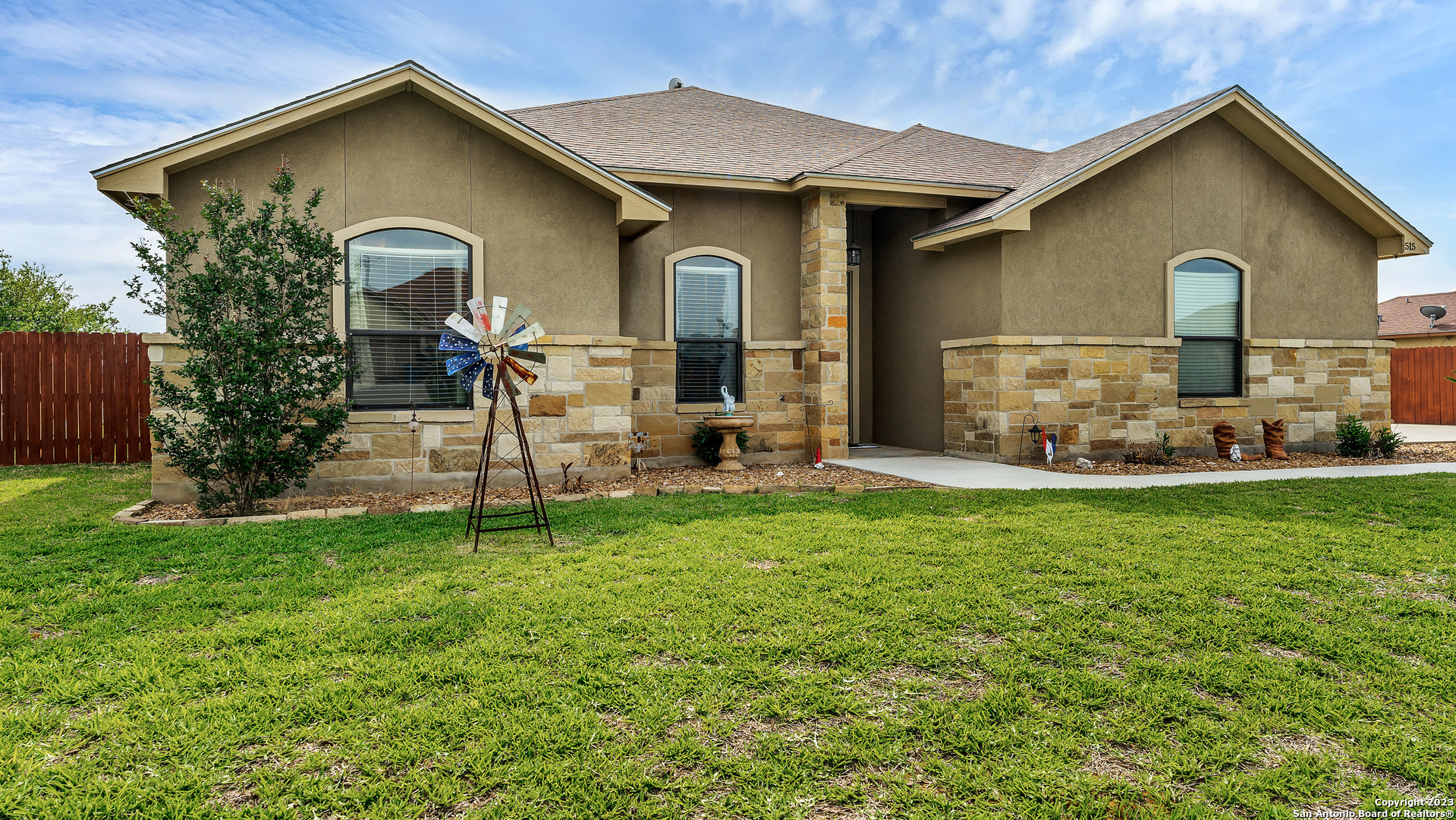515 Bonita Creek Drive Pleasanton TX 78064