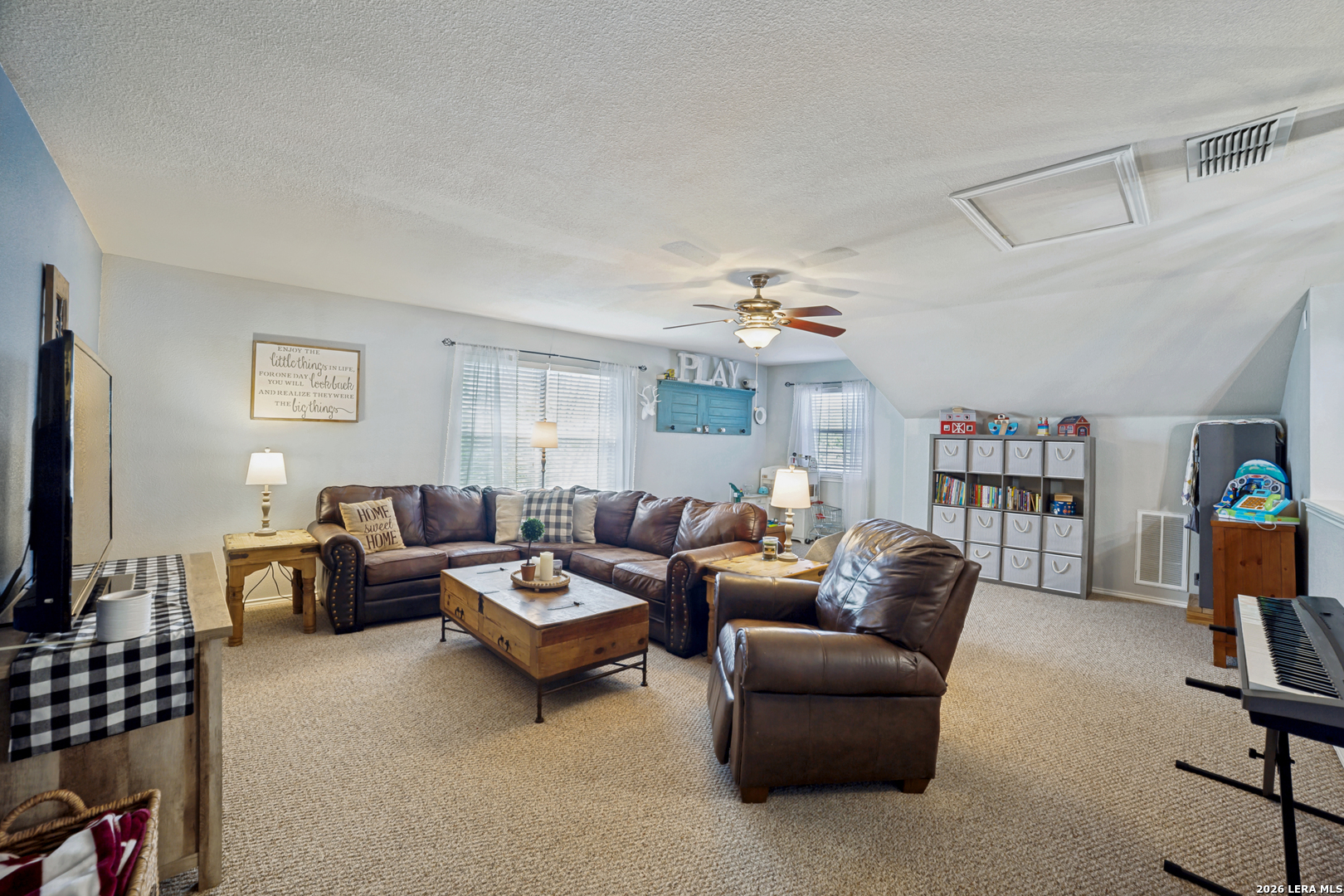 106 Coopers Hawk San Antonio TX 78253