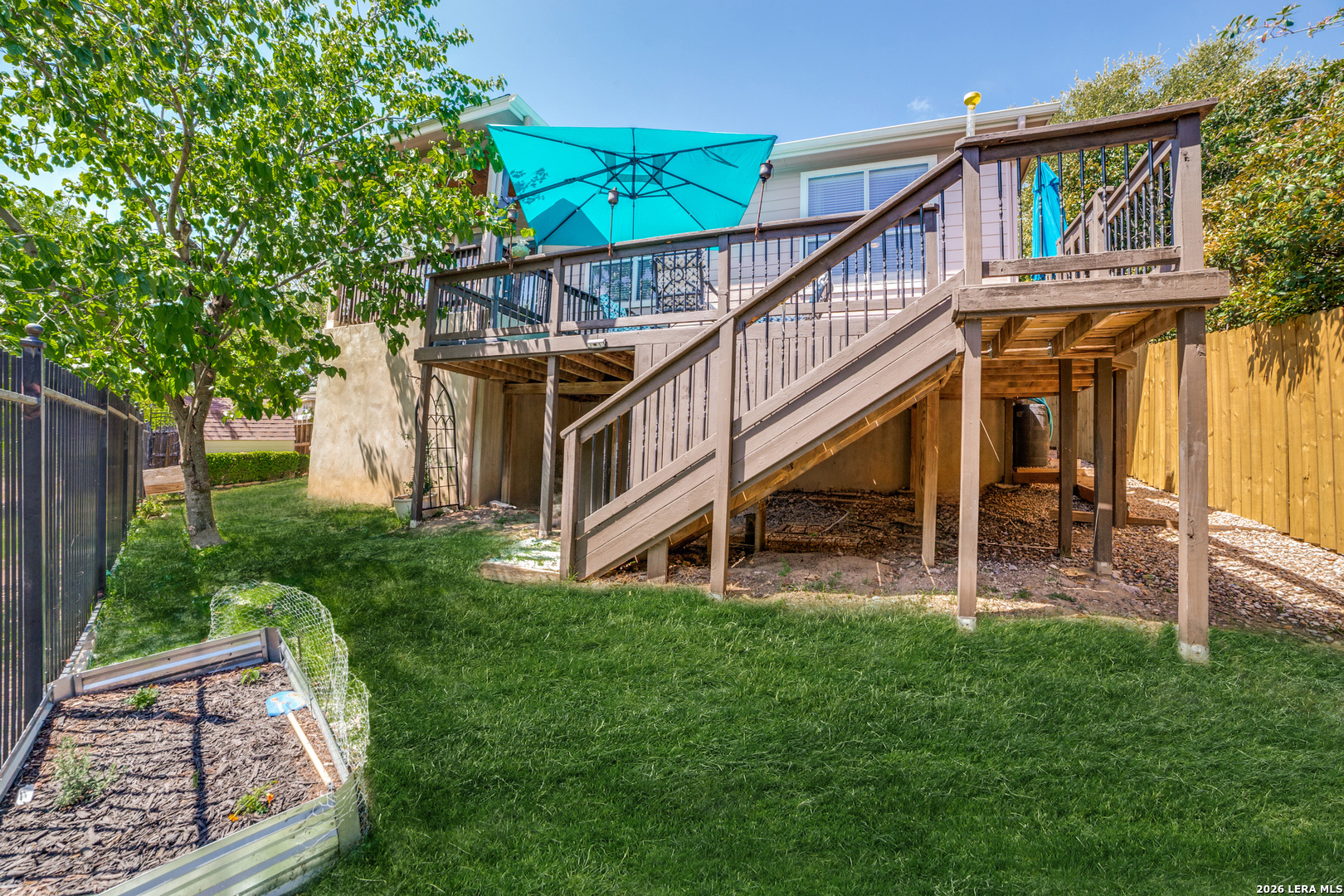 106 Coopers Hawk San Antonio TX 78253