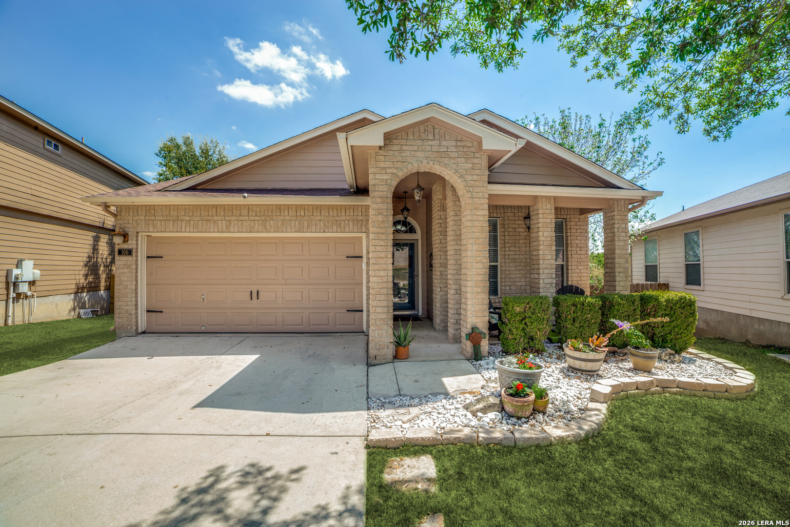106 Coopers Hawk San Antonio TX 78253