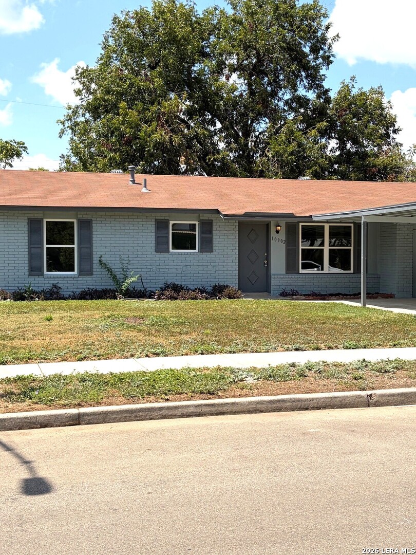10902 Lazy Oaks San Antonio TX 78217