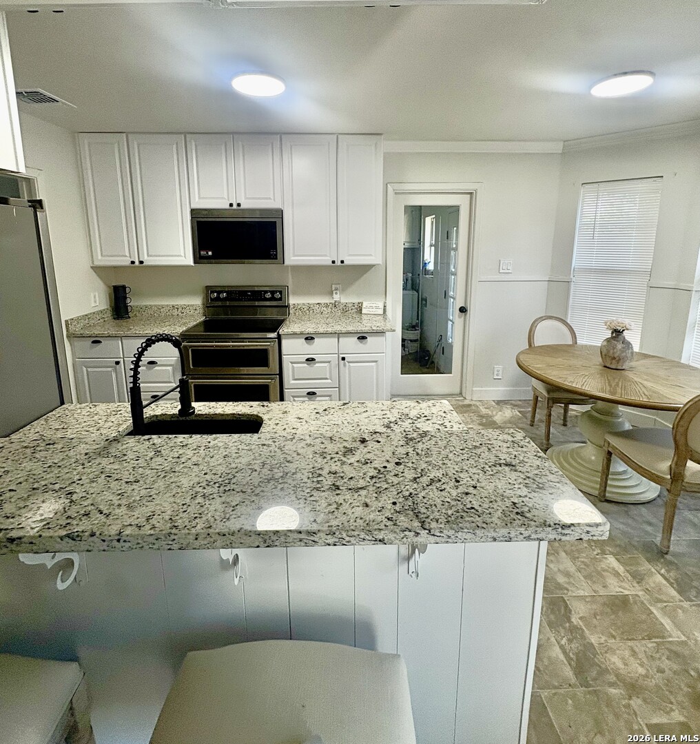 1103 Shadwell Drive San Antonio TX 78228