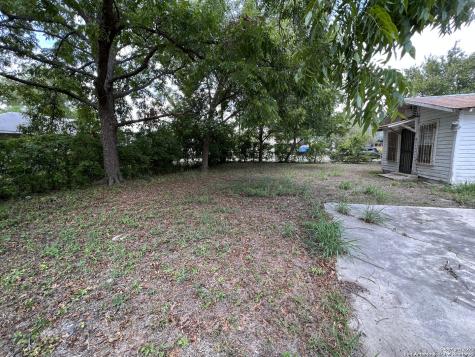 412 Moten Alley San Antonio TX 78202