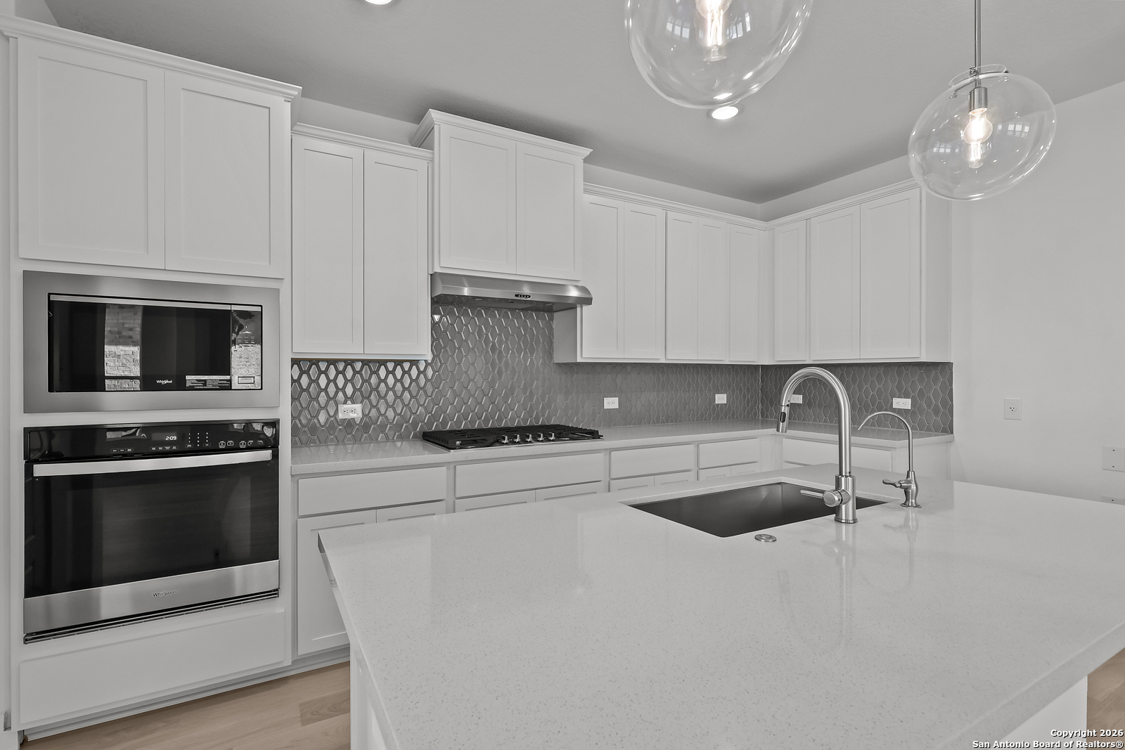 325 Hulda Trail New Braunfels TX 78130