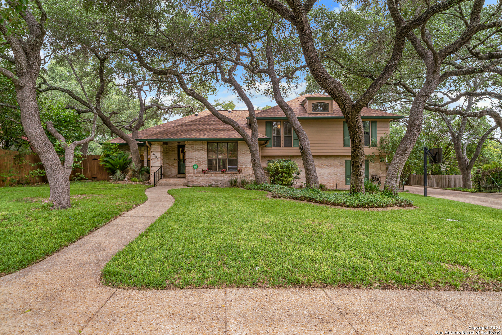 3654 Hunters Cliff San Antonio TX 78230