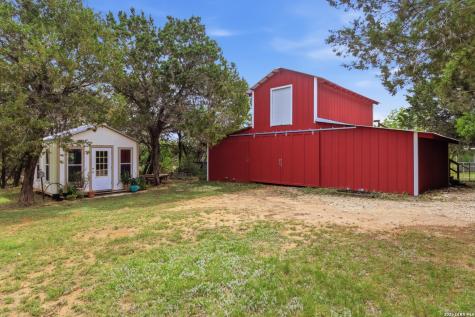 707 Oakridge Lane Pipe Creek TX 78063