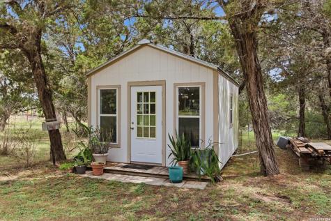 707 Oakridge Lane Pipe Creek TX 78063
