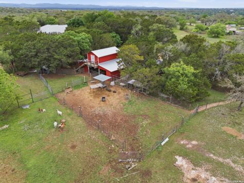 707 Oakridge Lane Pipe Creek TX 78063